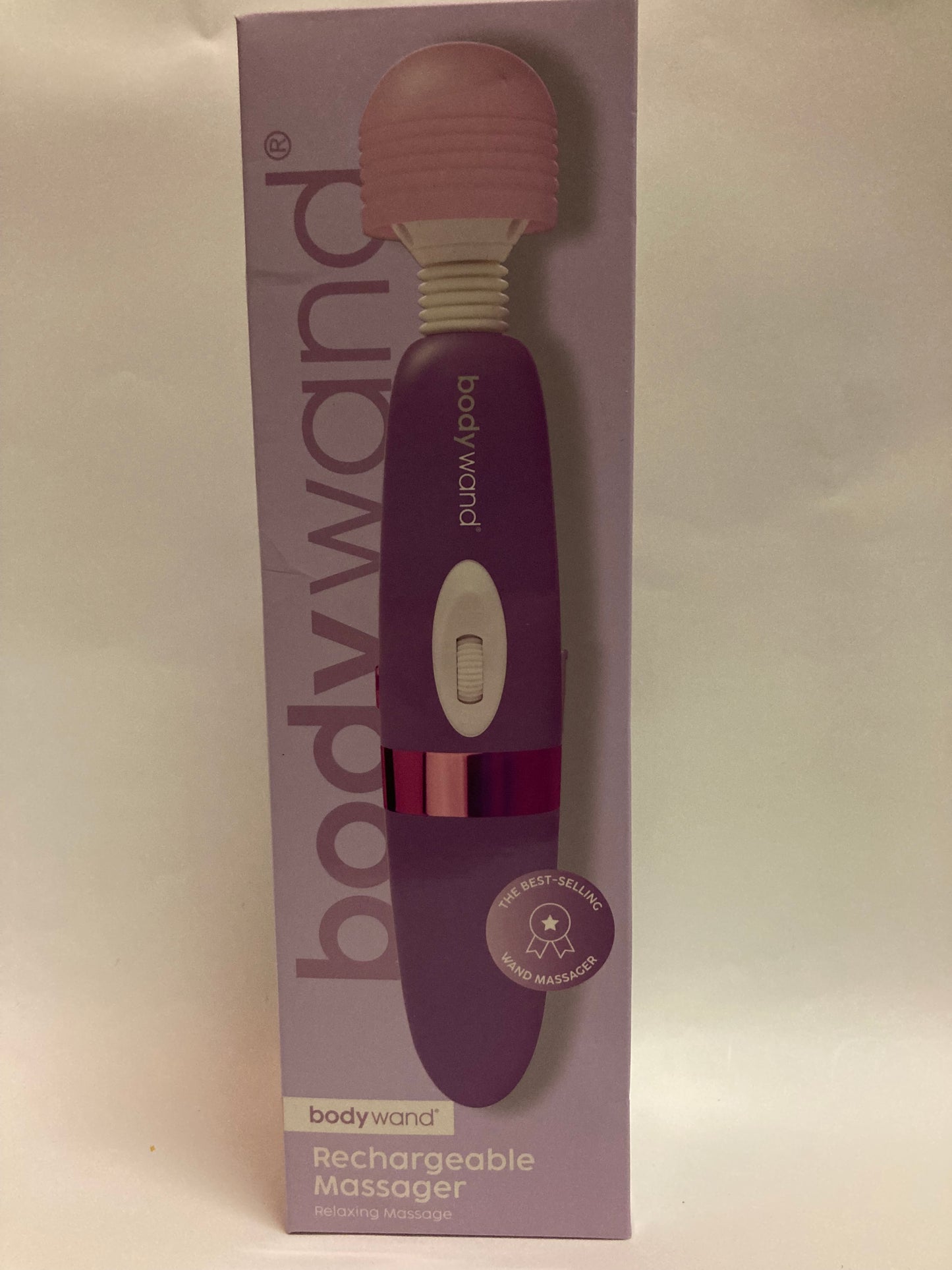 BodyWand Rechargeable Massager in Lavender