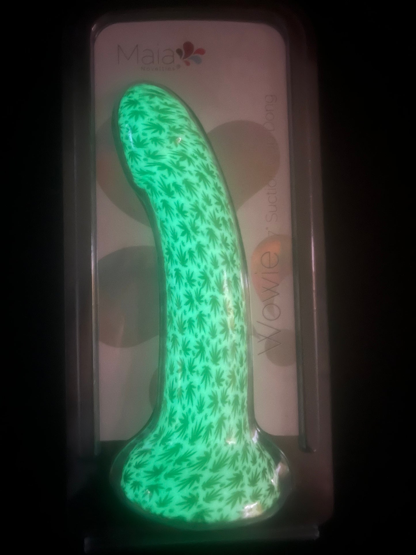 Maia Wowie 7 Inch Pot Leaf Dildo