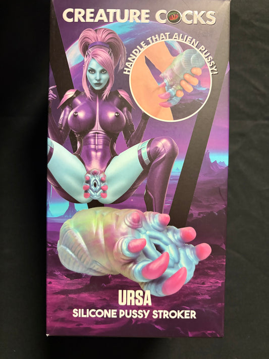 Creature Cocks Ursa Pussy Stroker