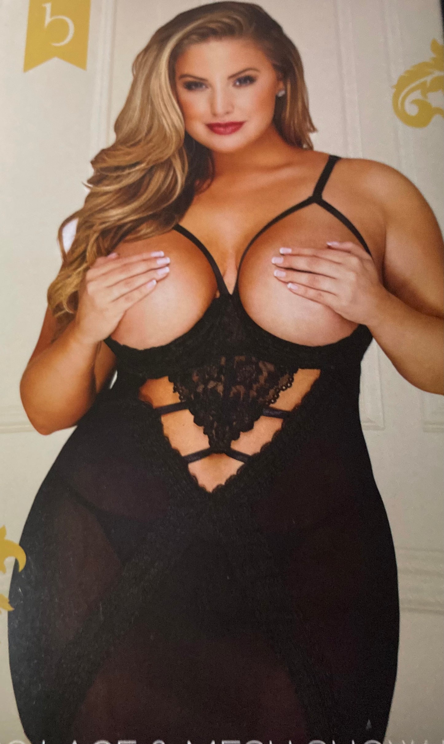 Lace Open Chest Chemise with G-String