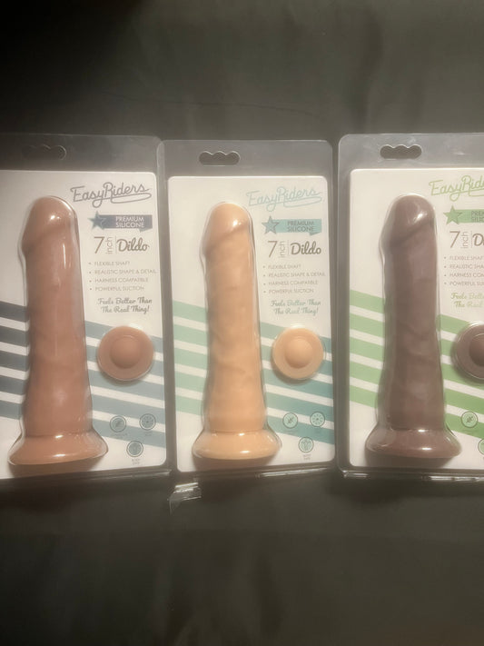 XR-Brands EasyRiders 7 Inch Silicone Dildo